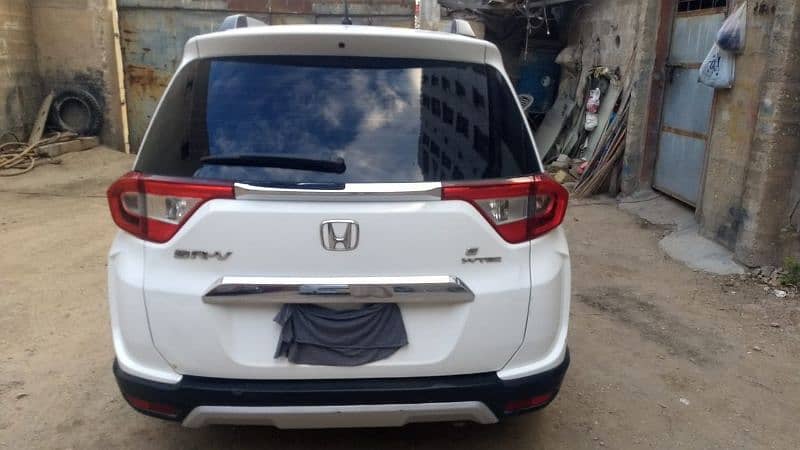 Honda BR-V ECO S Ivtec 1.5 Model 2019 A/T 2