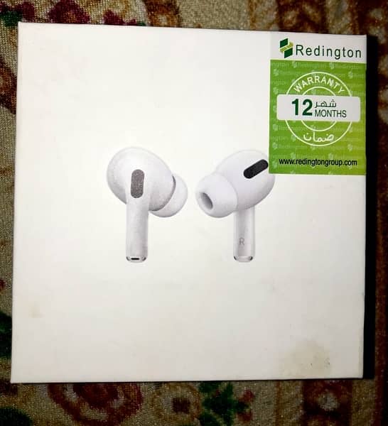 Airpods Pro 10/10 condition used (with box) 3