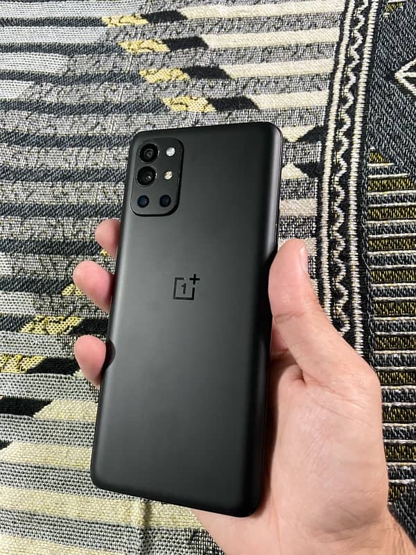 Oneplus 9r 12/256gb duel sim condition 10/9 8