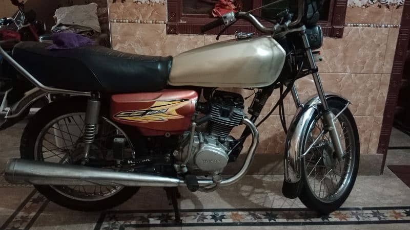 Honda CB 125 6