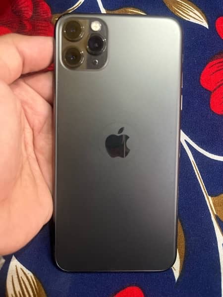 iphone 11 pro max 1