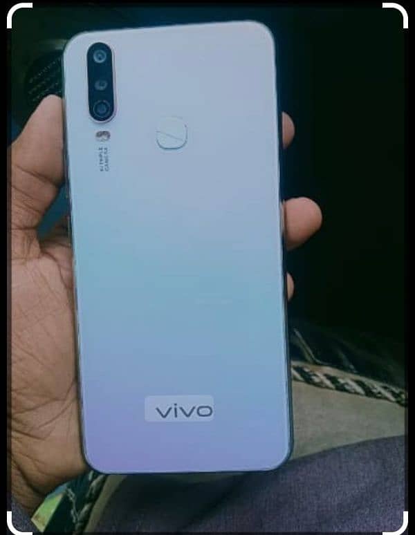 vivo y17 1