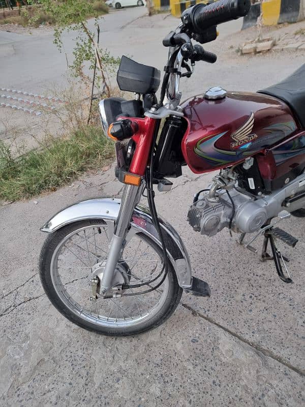 NEW HONDA CD 70 8