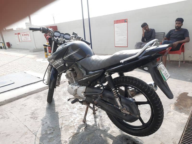 yamaha ybr 125 2016 model 6