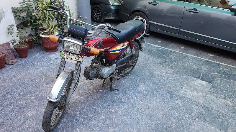 Honda CD70 2015 3