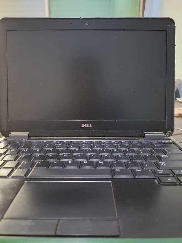 dell 7240 laptop 1