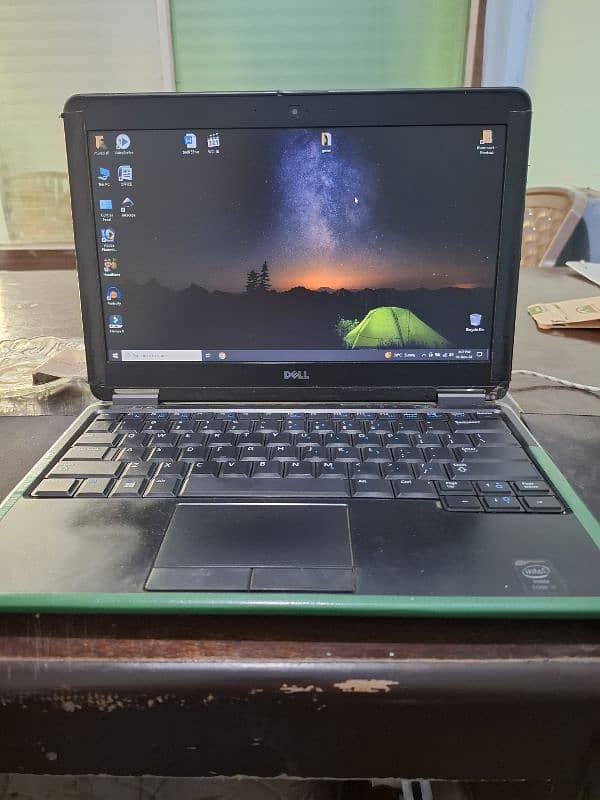 dell 7240 laptop 0