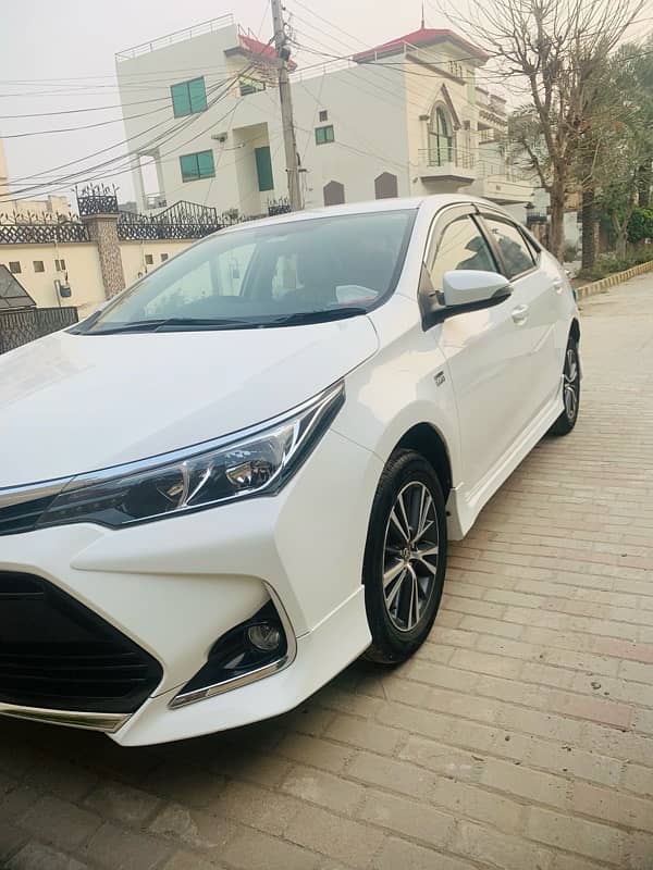 Toyota Corolla Altis 2021 5