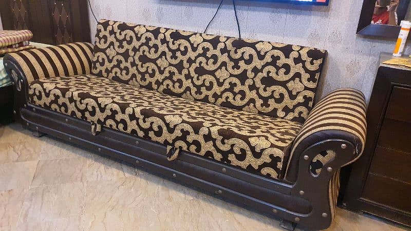 3 Seater Almost New Sofa Cum Bed Shiny Fresh Fabric 2