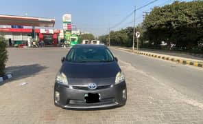 Toyota Prius 11/15 Genuine Car S package Led Edition Urgent Sell