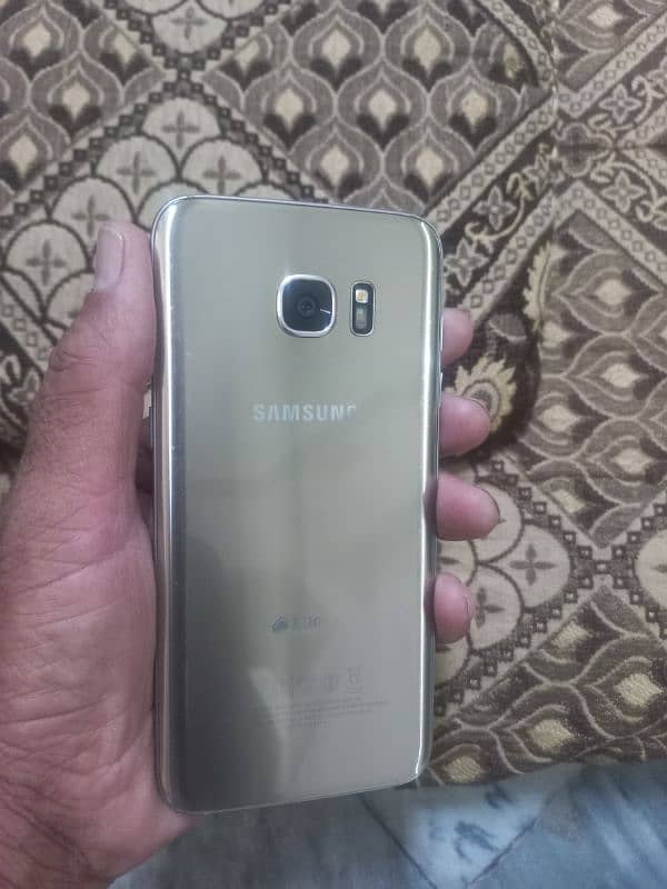 Samsung Galaxy S7 edge 4gb ram 32 gb memory 1