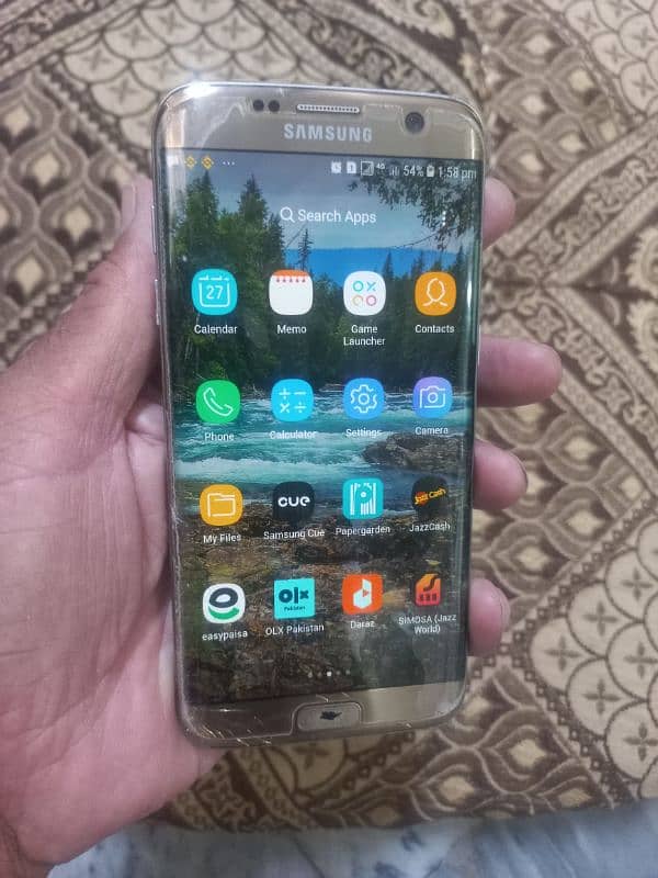 Samsung Galaxy S7 edge 4gb ram 32 gb memory 7