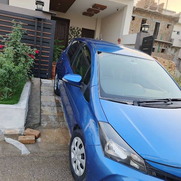 Toyota Vitz 2014 12