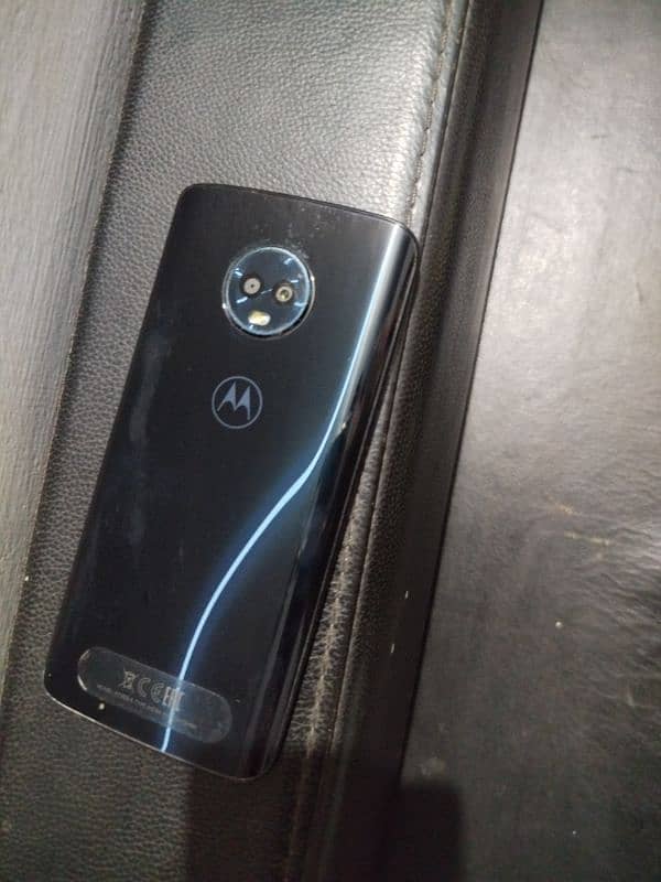 Moto G6 used 2GB RAM,  32 GB memory 1