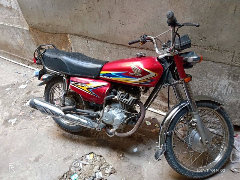 Honda 125 2019 ka last Karachi number 1