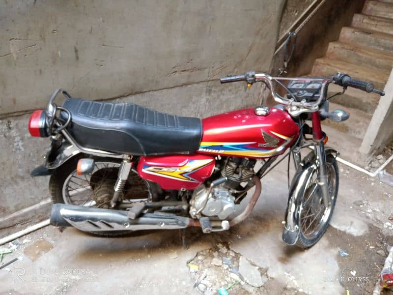 Honda 125 2019 ka last Karachi number 9