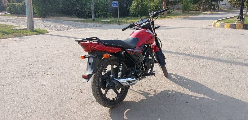 Suzuki GR 150 2023 5