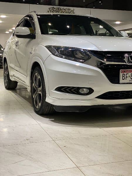 Honda Vezel 2015 1