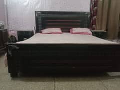 bed with 2 side table and matress