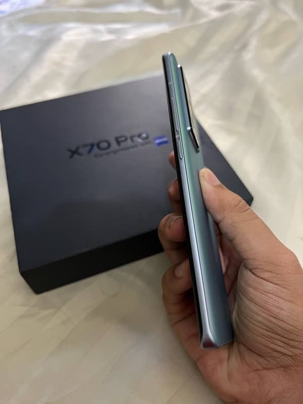 Vivo X70 Pro 3