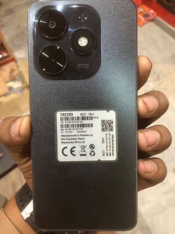 Tecno spark 20c 4/128 full warranty available 03178271904 contact num 0