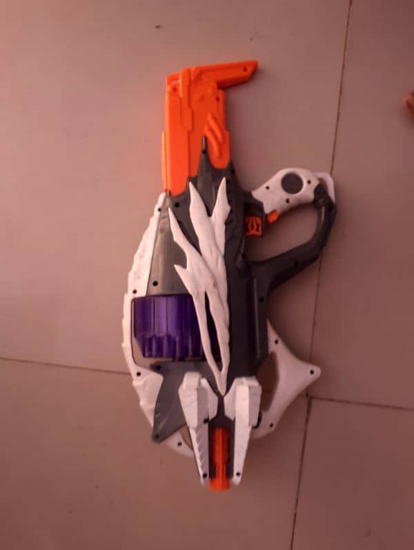 2 nerf guns, 1 adventure gun for sale 2