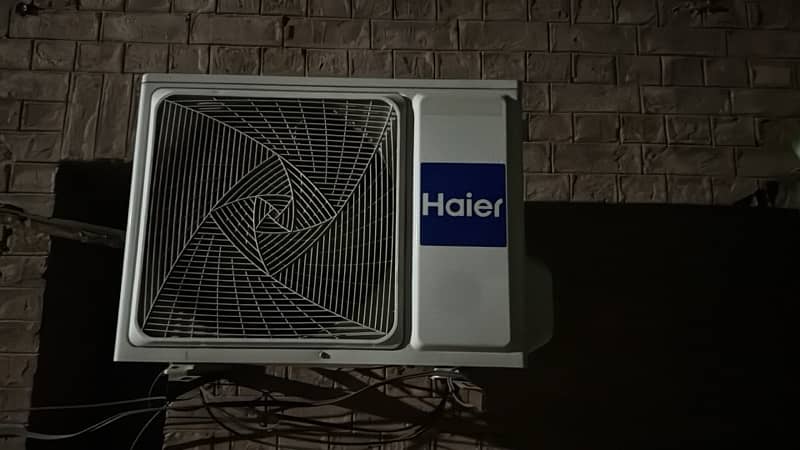 1-TON HAIER DC INVERTOR 3