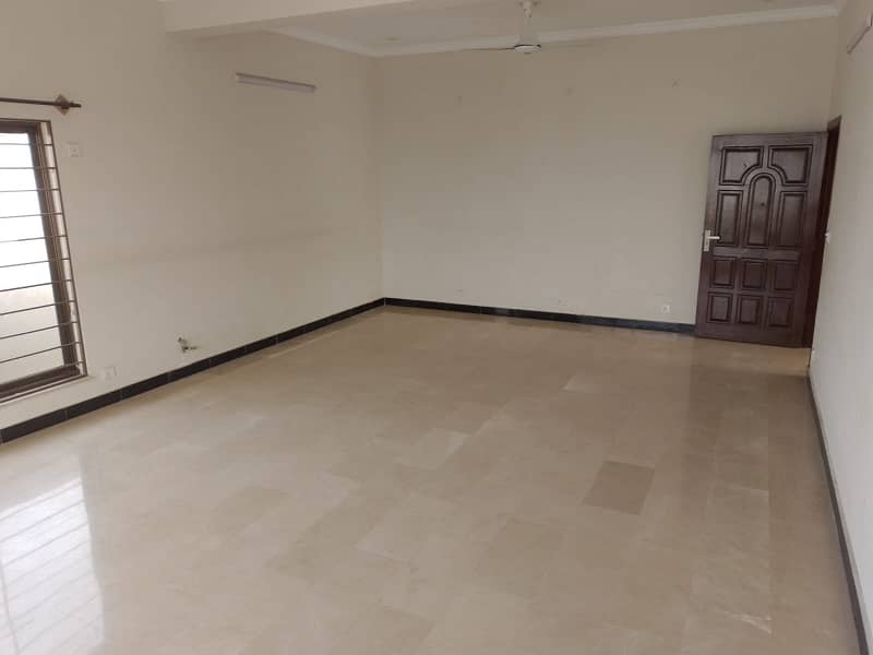 1 KANAL GROUND PORTION FOR RENT WITH GAS IN CDA  SECTOR F-17 MPCHS ISB 1