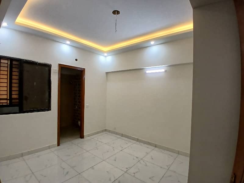 3 BED DRAWING DINNING BRAND NEW WEST OPEN FLAT FOR REN IN KINGS PRESIDENCY JAUHAR 0