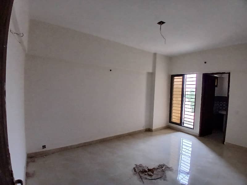 3 BED DRAWING DINNING BRAND NEW FLAT FOR RENT IN KINGS PRESIDENCY 10