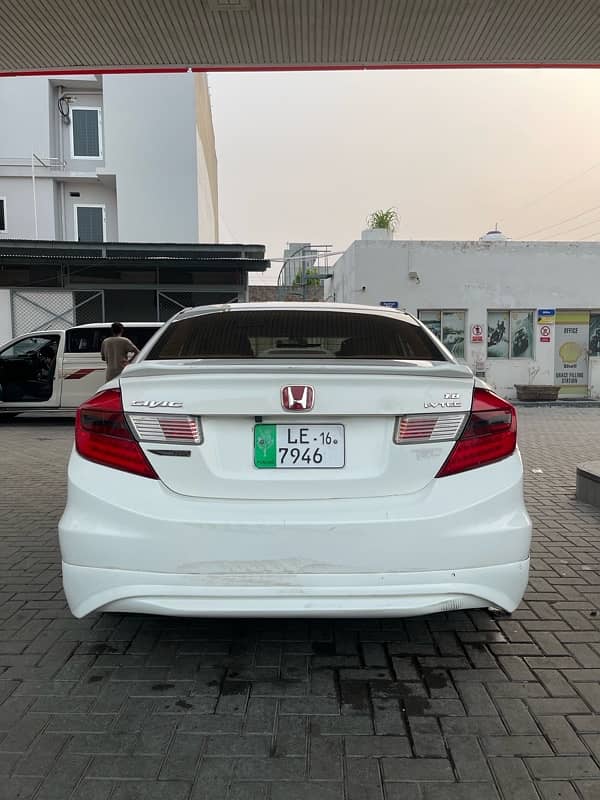 Honda Civic VTi 2016 4