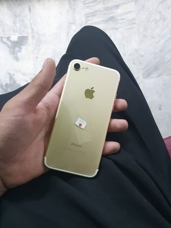 Iphone 7 PTA Approved  128 GB 0