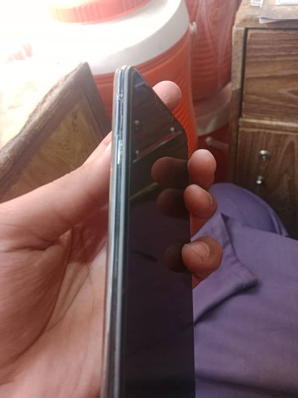 vivo y83 Ram6 Rom 128 3