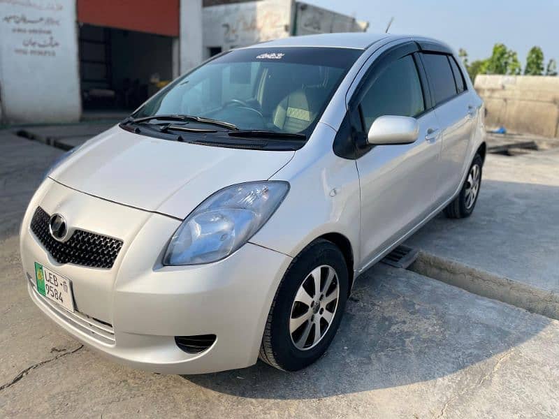 Toyota Vitz 2005 1