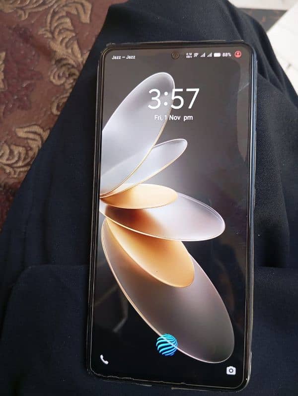 vivo v27e 8+8 256   60500 4