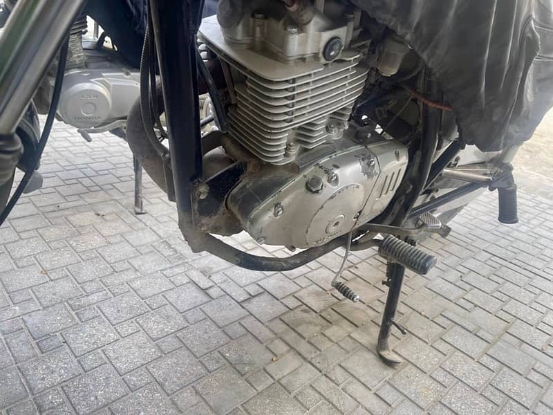 Suzuki GS 150 in good condition 7