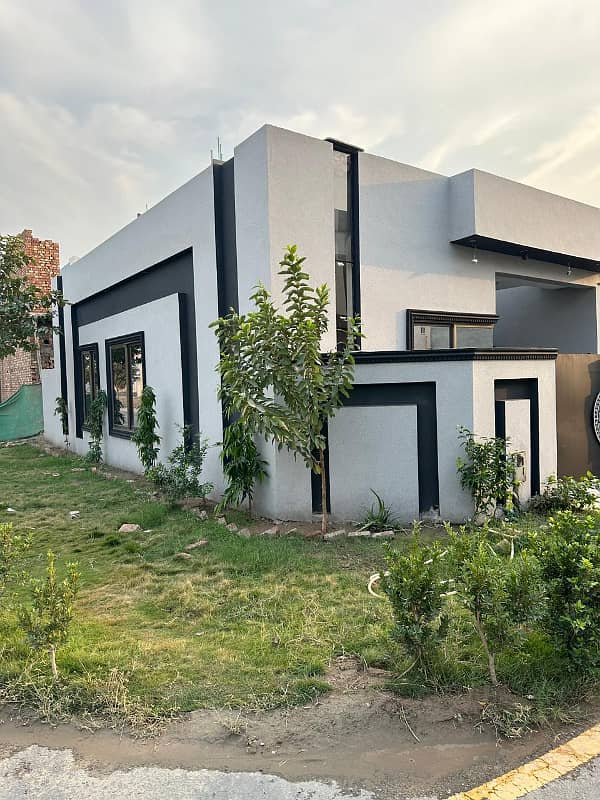 5 Marla Brand New Single Storey Corner House For Sale in Diamond Block Park View City Lahore 0