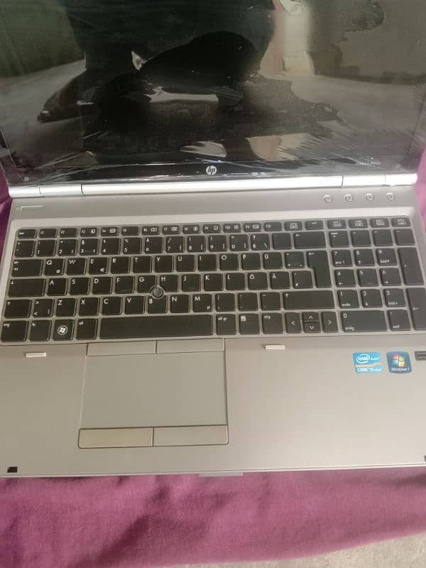 hp laptop in Good condition 4