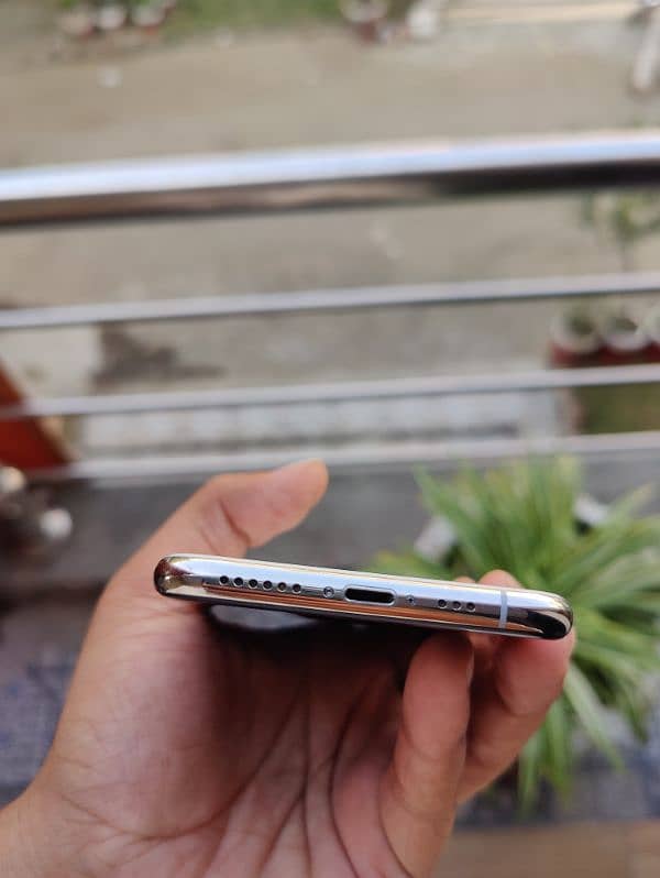 iPhone Xs 64gb 4