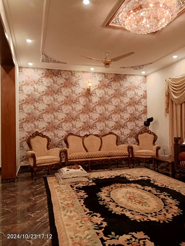 1 KANAL MODERN HOUSE FOR SALE IN NESPAK PH 3, NEAR DEFENCE ROAD. 1