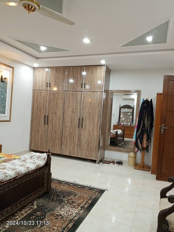 1 KANAL MODERN HOUSE FOR SALE IN NESPAK PH 3, NEAR DEFENCE ROAD. 30