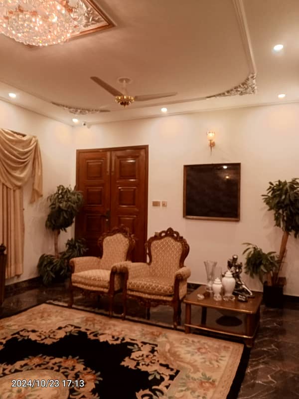 1 KANAL MODERN HOUSE FOR SALE IN NESPAK PH 3, NEAR DEFENCE ROAD. 34