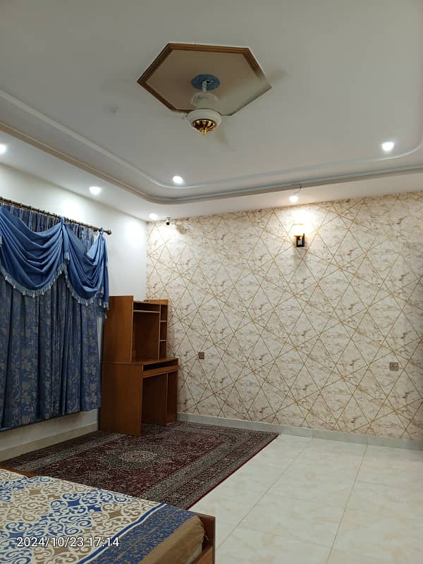 1 KANAL MODERN HOUSE FOR SALE IN NESPAK PH 3, NEAR DEFENCE ROAD. 35