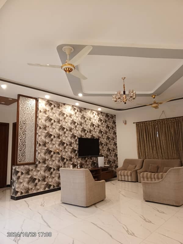 1 KANAL MODERN HOUSE FOR SALE IN NESPAK PH 3, NEAR DEFENCE ROAD. 38