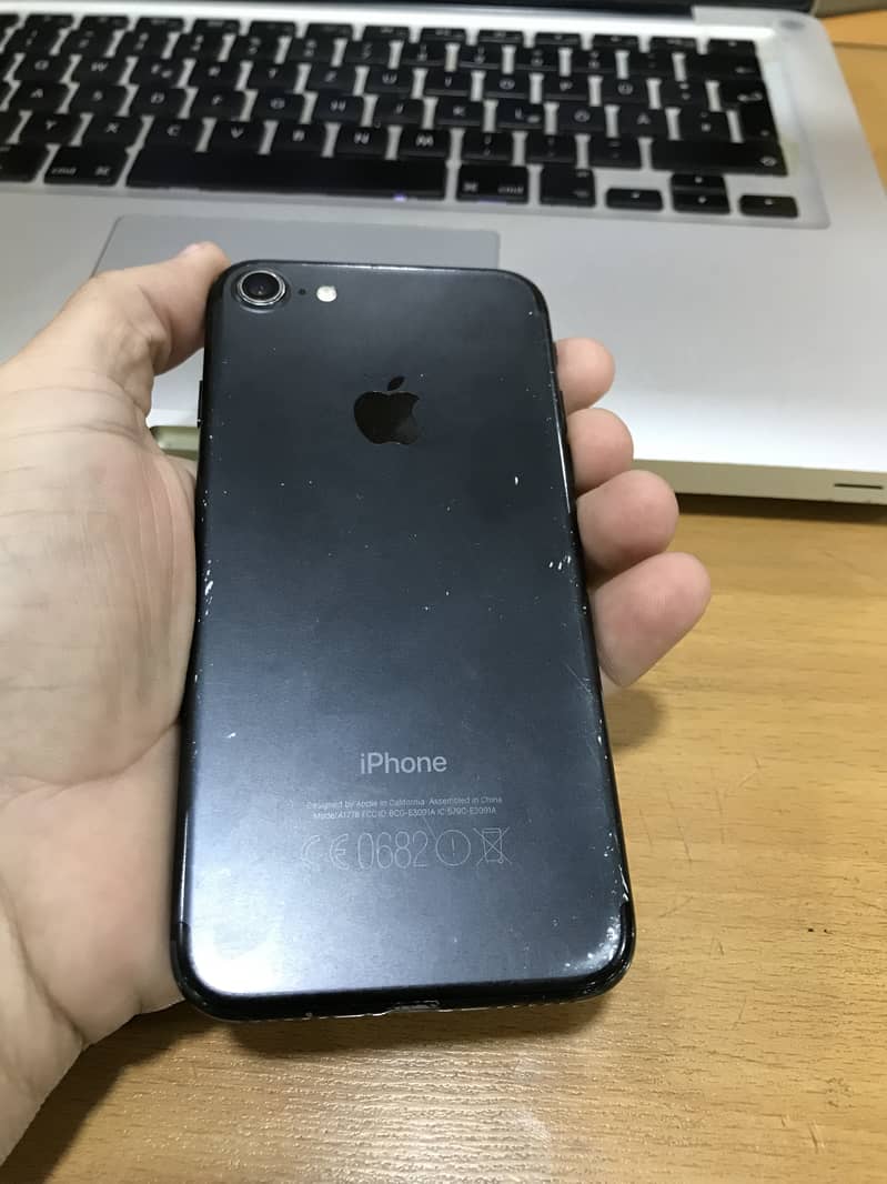 Iphone 7 PTA Approved 5