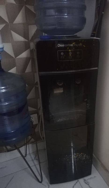 Water Dispenser Heat and Cold 4