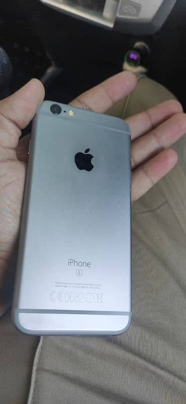 iphone 6s 32gb scratchless 3