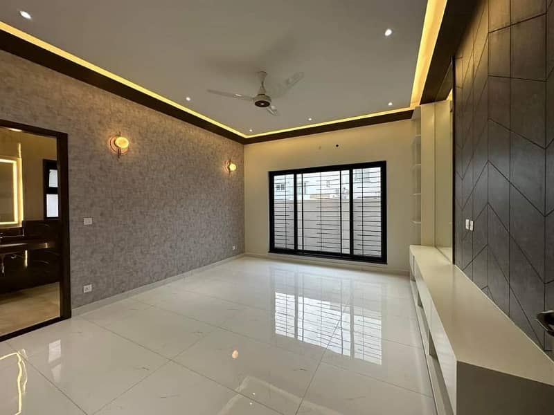 Independent House For Commercial Space *Code(12785)* 9