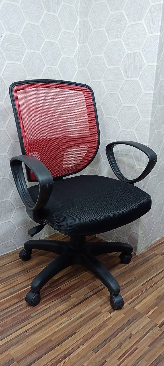 Office revolving chair in karachi/mesh chair/new chair/office chair 5