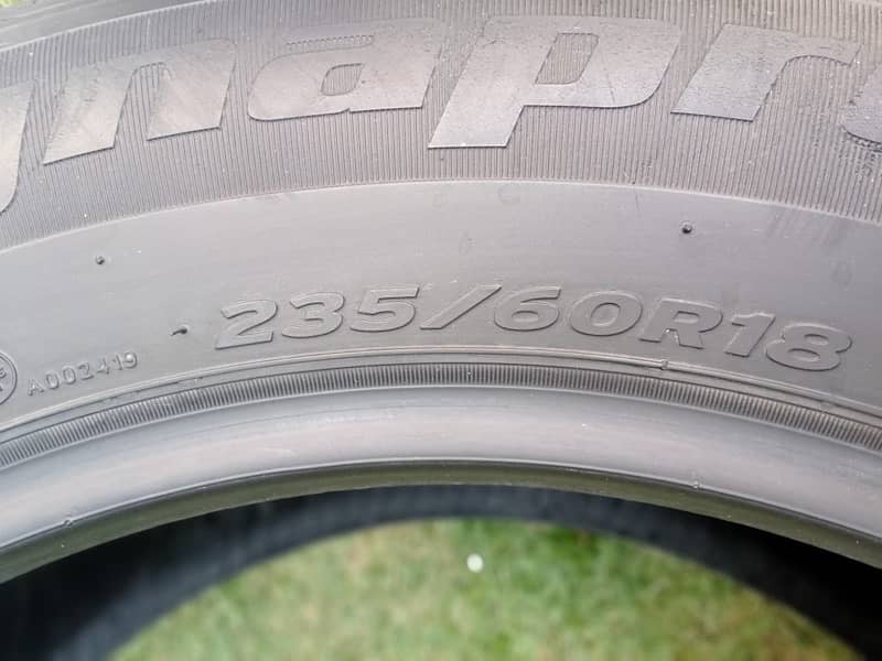 KIA Sorento/ Fortuner/Land Cruiser Tyres 235/60/R18 0